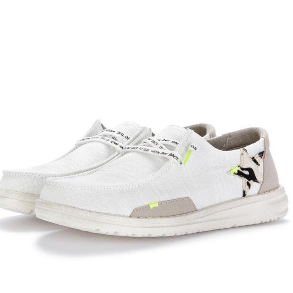 Hey Dude beige womens size 7 Shoes